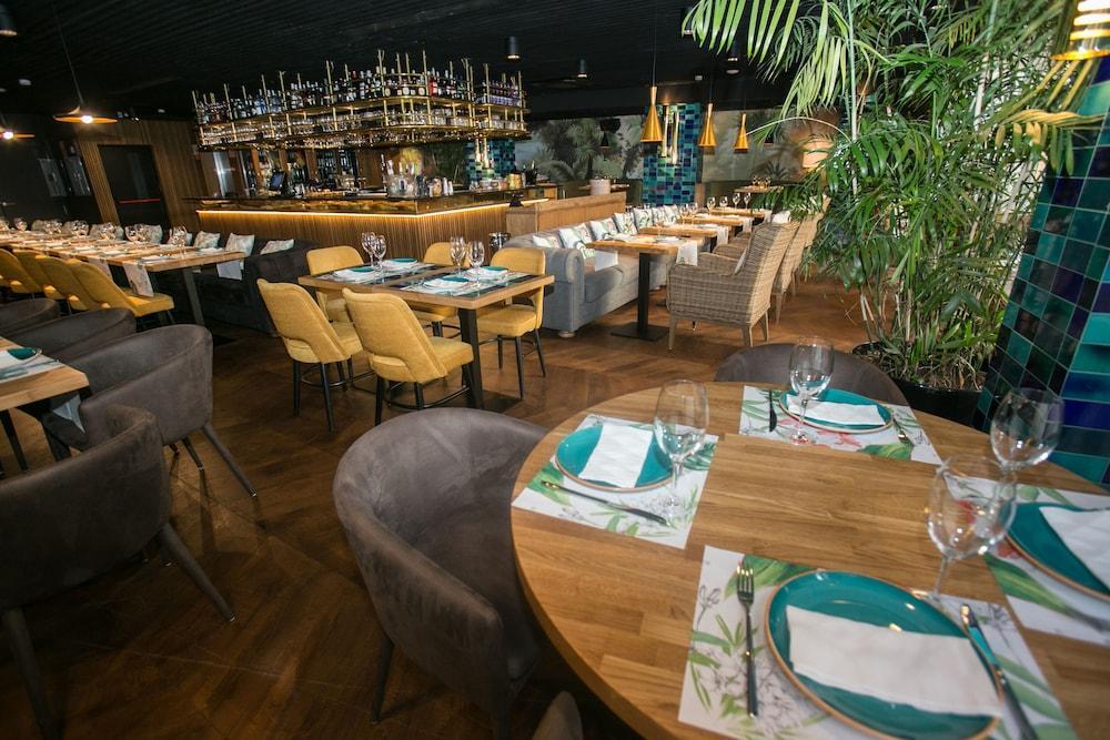 Malaga Premium Hotel Ngoại thất bức ảnh