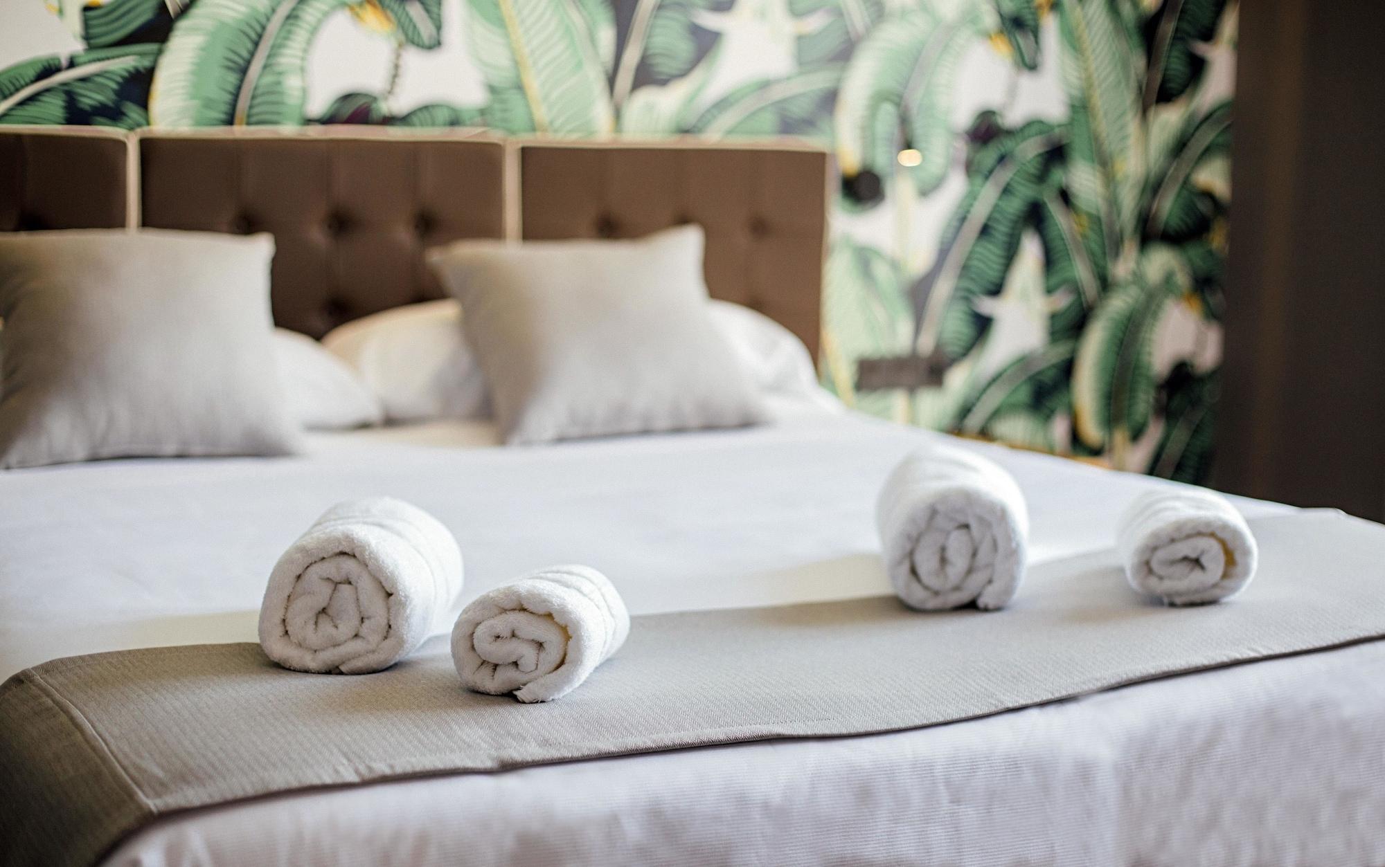 Malaga Premium Hotel Ngoại thất bức ảnh